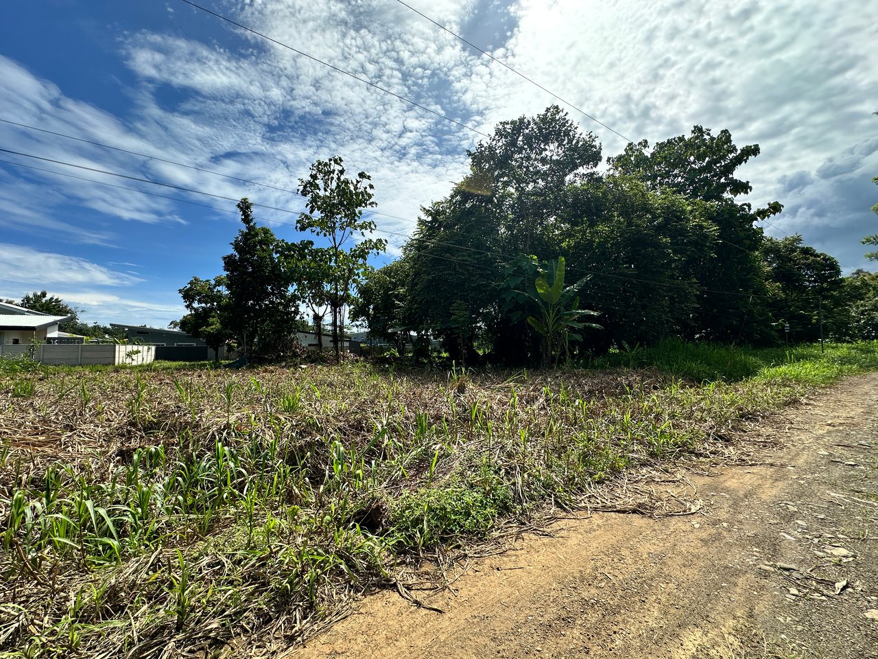 Center of Town, Uvita Building Lots with River Access and Neighborhood Trails