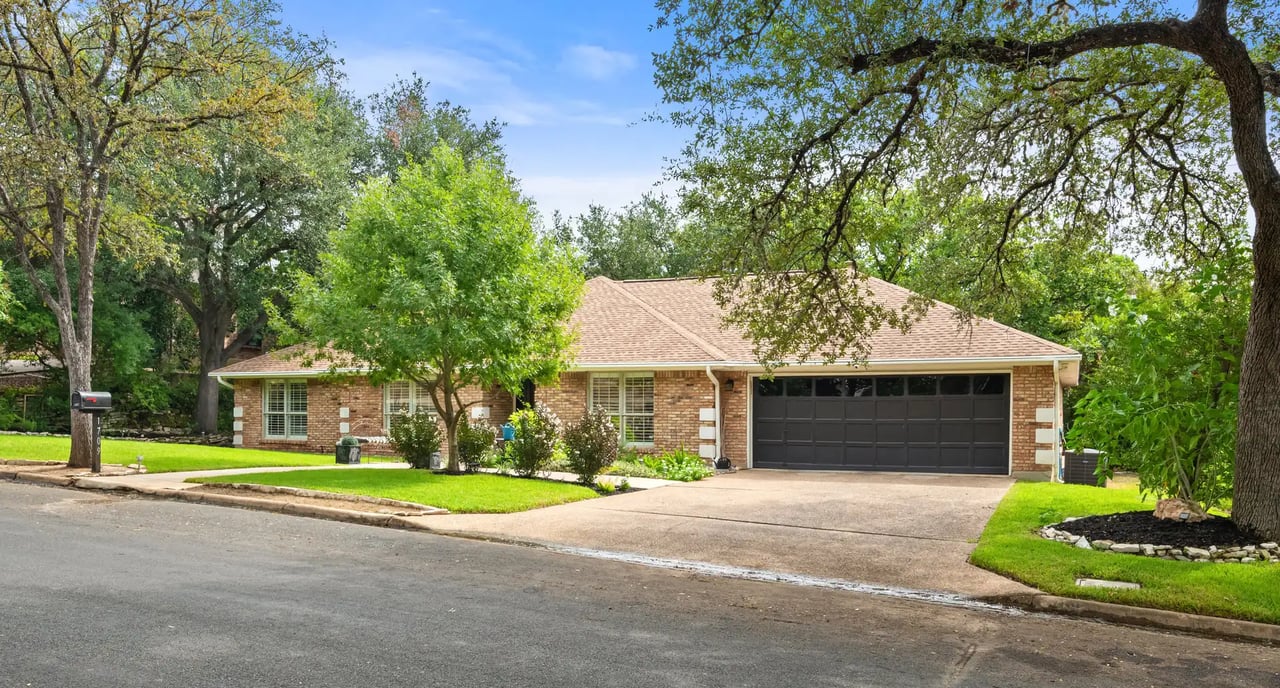 1709 Crested Butte Dr - Westlake Hills Single-Story Legacy Estate on Half-Acre
