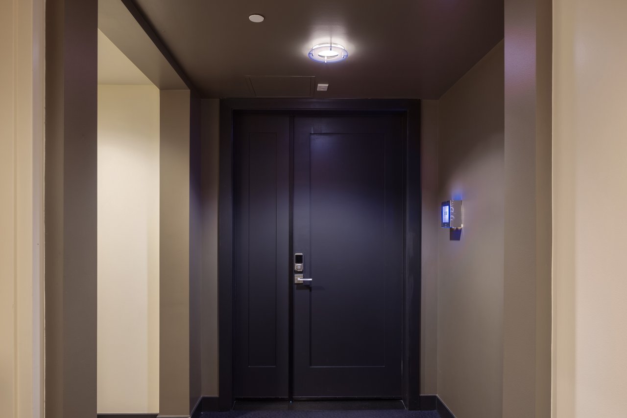 140 E RIO SALADO Parkway 1101