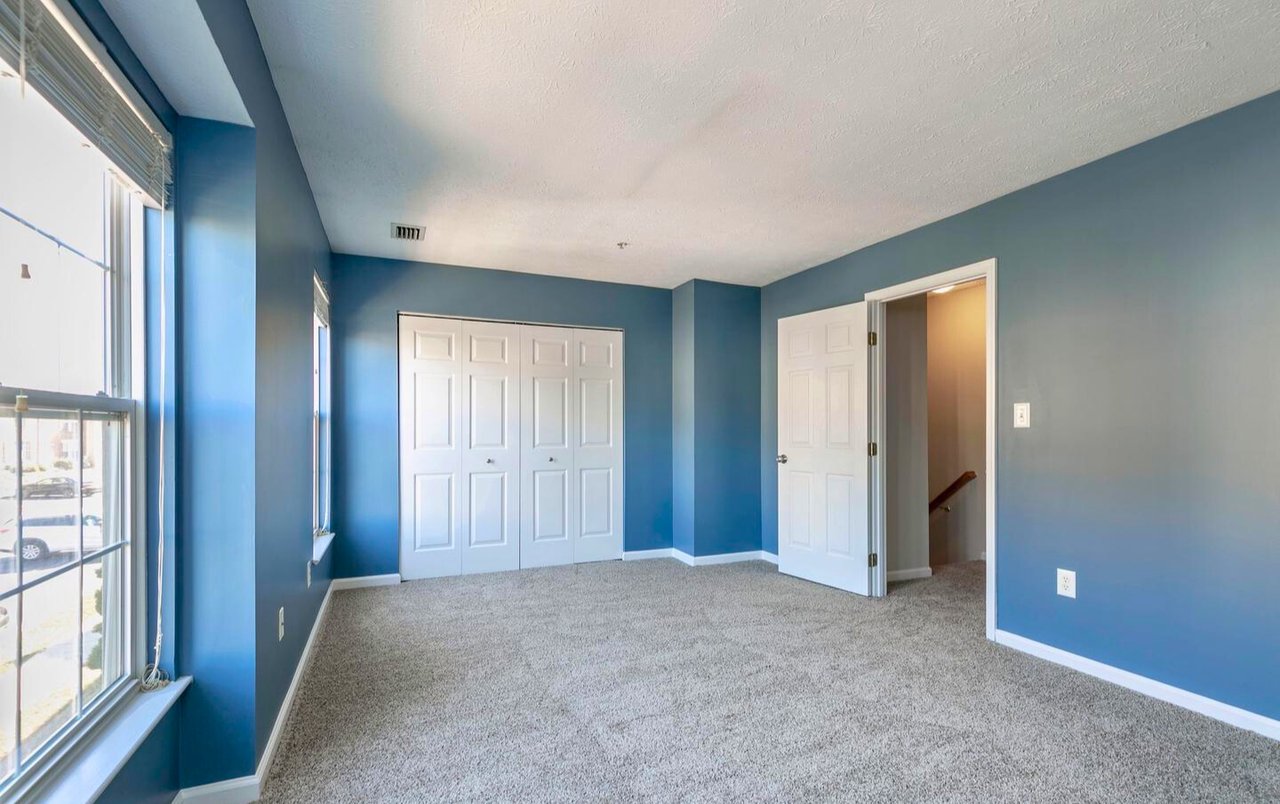 7838 Foxfarm Ln