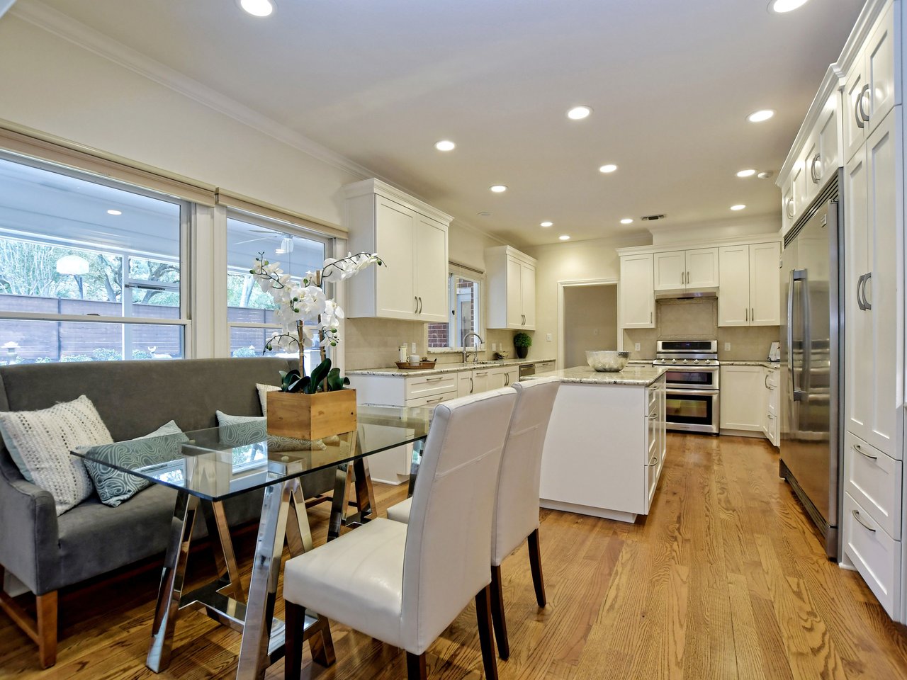 203 Wallis Dr