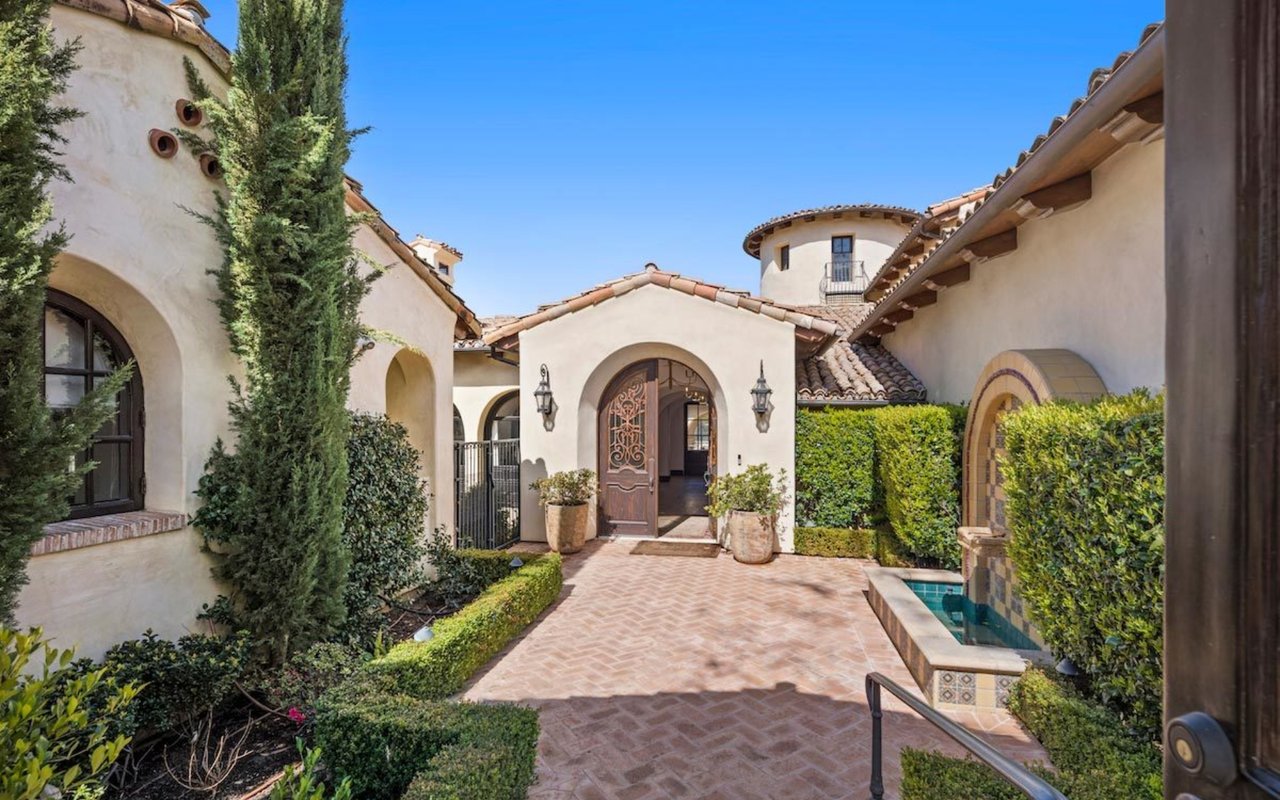 New Listing at 24 Golden Eagle in Shady Canyon Community of Irvine