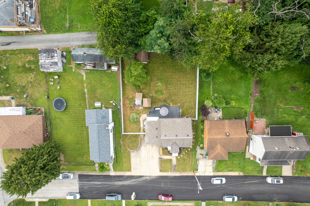 615 Lincoln Ave, Carnegie PA 15106