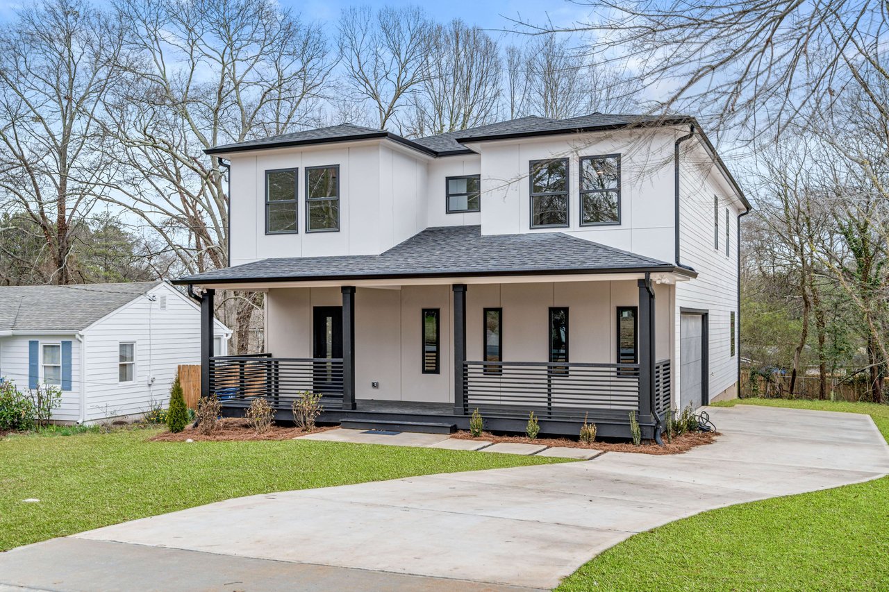 818 Flat Shoals