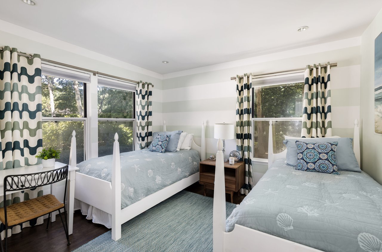 139 Meadows East