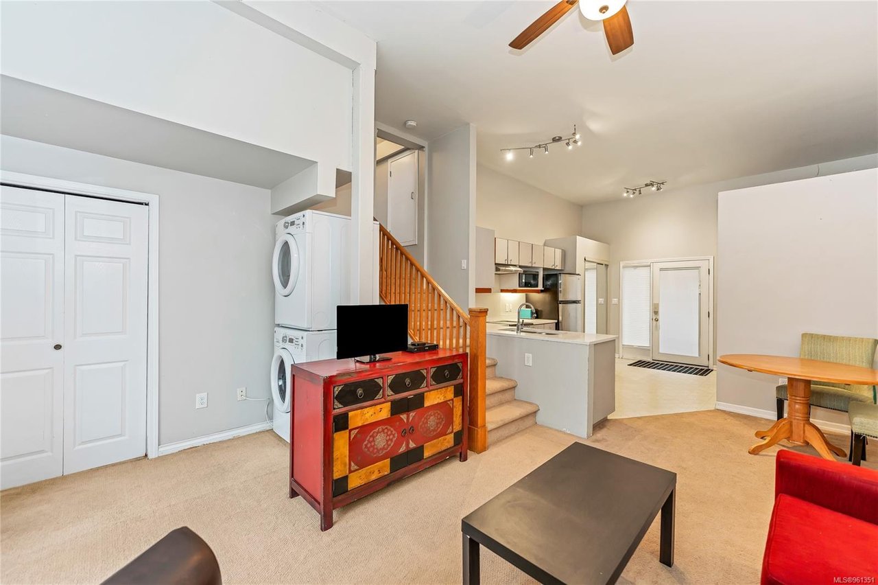 5003 Prospect Lake Rd