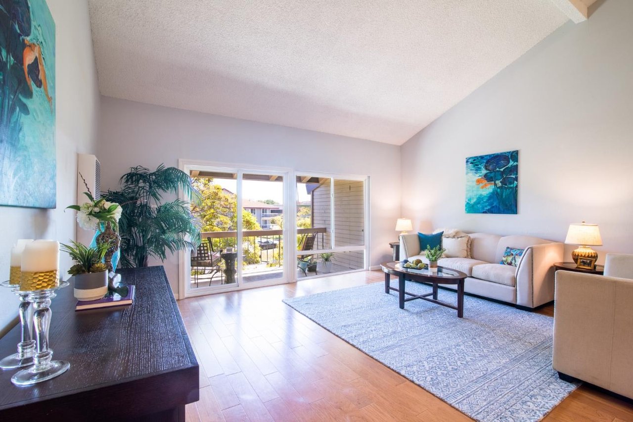 707 Fathom Dr, Unit 203