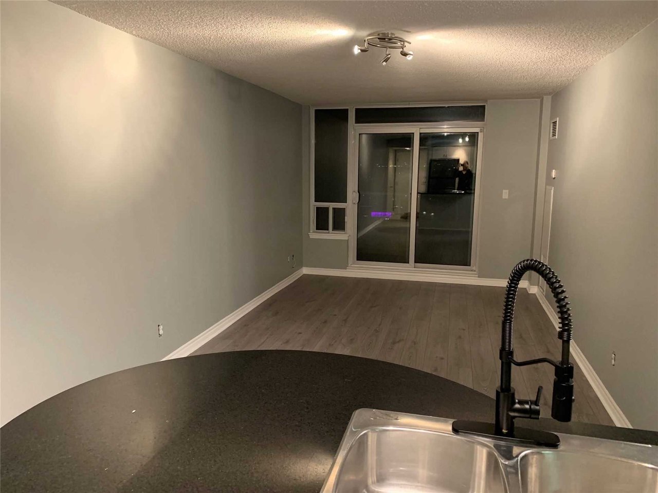 2 Rean Dr Unit: 1504