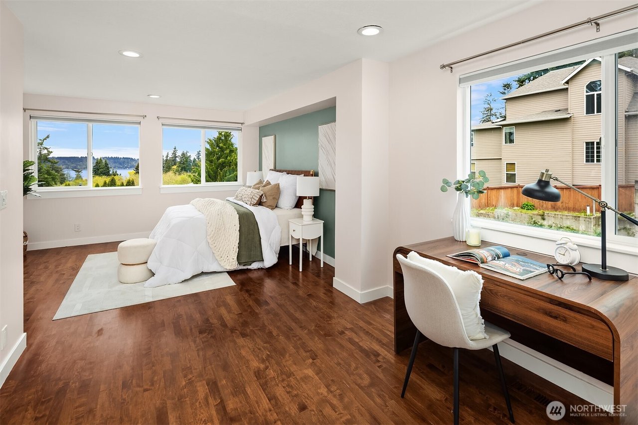 10612 MacArthur Lane, Mukilteo