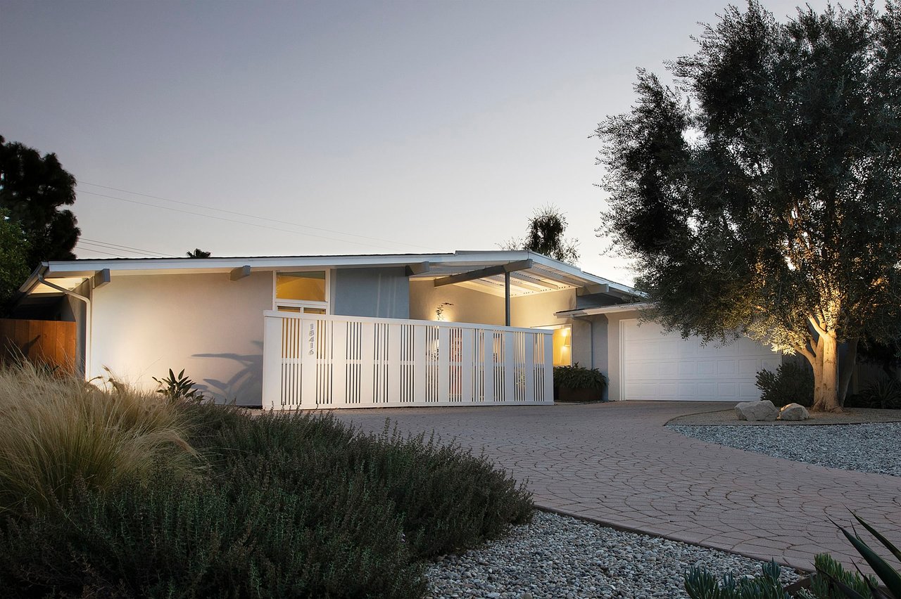 In Northridge, an Edward Fickett-Designed Midcentury Ranch Home Is Up for Grabs