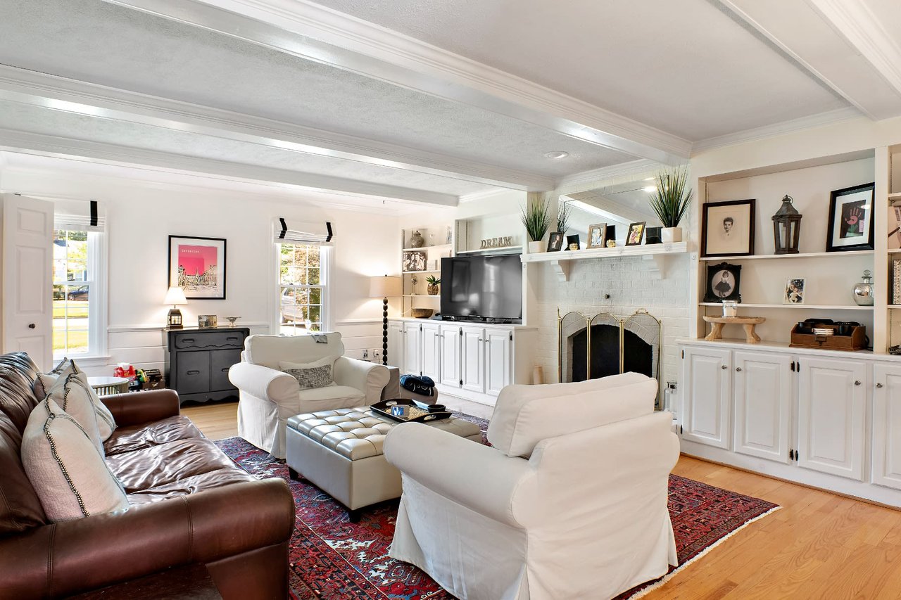 1627 Swansbury Drive