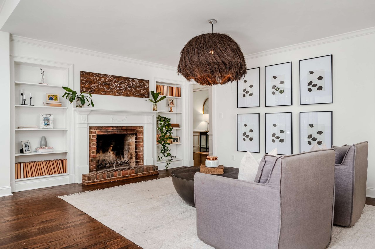 311 Broadland Rd NW