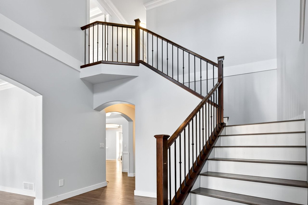 1118-11497 236 St