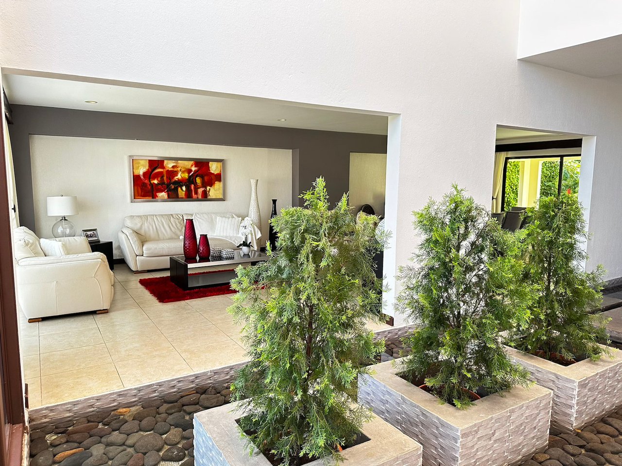 Contemporary Mountain View Home, Curridabat, San Jose