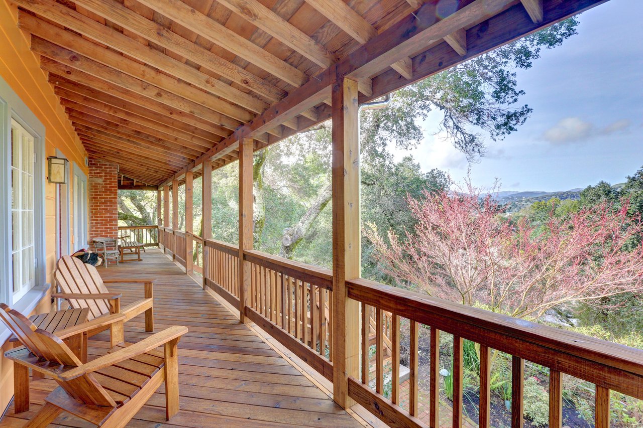 84 Hillside Dr