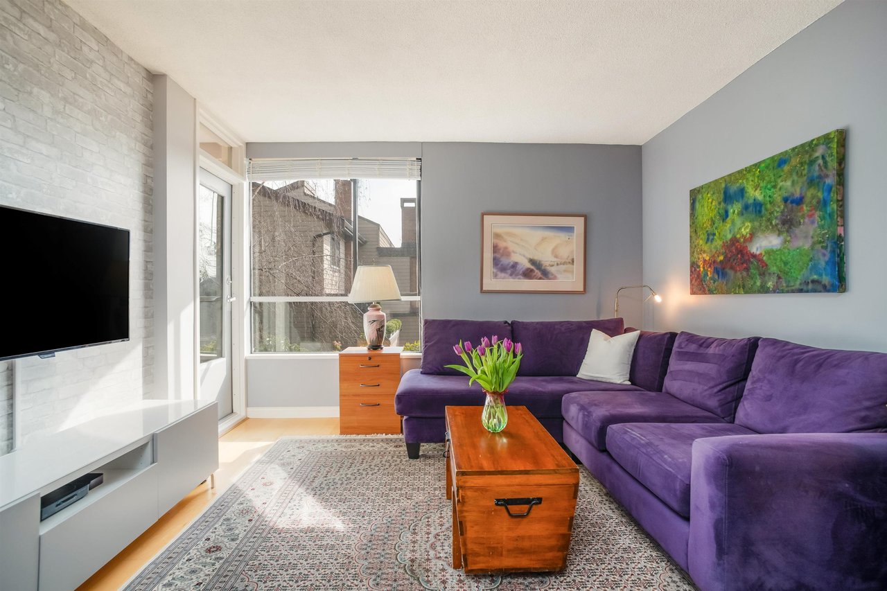 309-3905 Springtree Drive, Vancouver