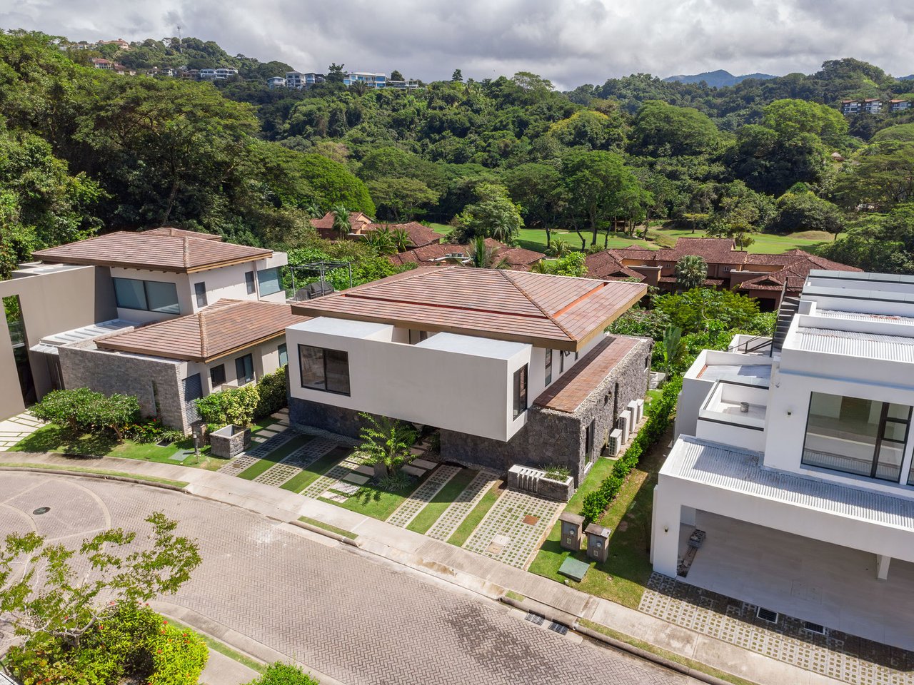 Tropical Modern Coastal Estate, Los Suenos, Puntarenas