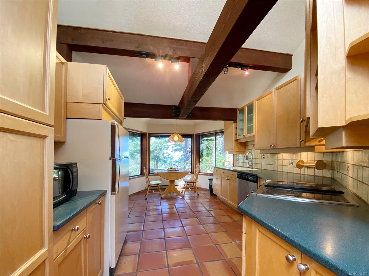 221 Wilkie Wy