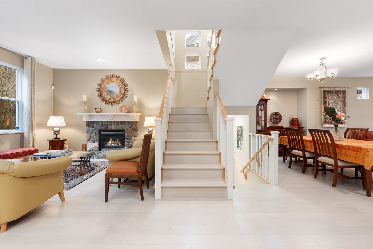 118 Hawthorn Drive, Port Moody