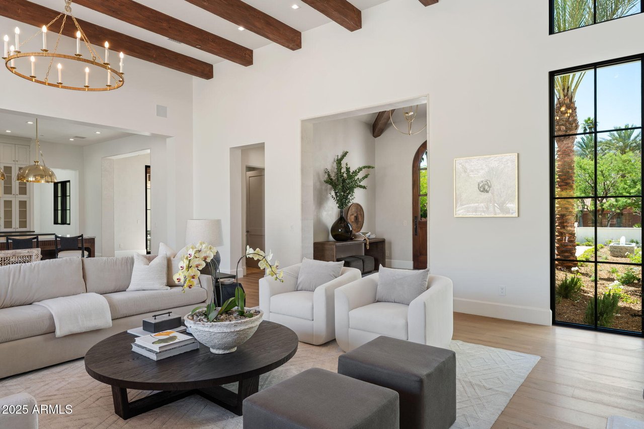 7501 N Eucalyptus Dr