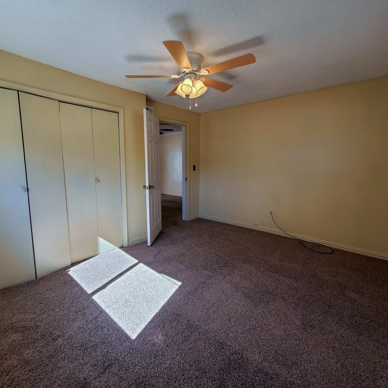 718 North Beard Ave