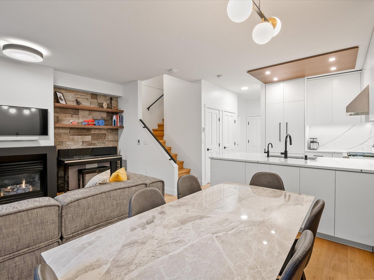 7-1530 Tynebridge Lane