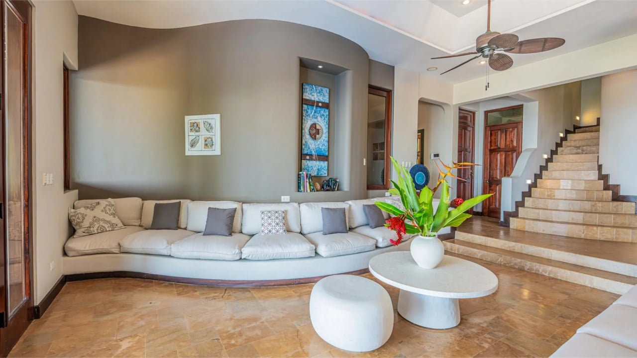 Solar Powered Coastal Luxury Estate, Dominical, Puntarenas