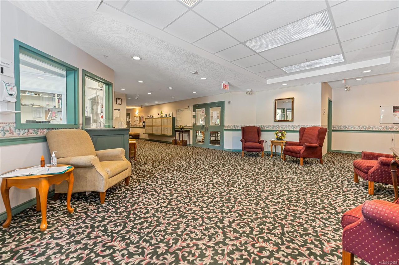 115-1485 Garnet Rd