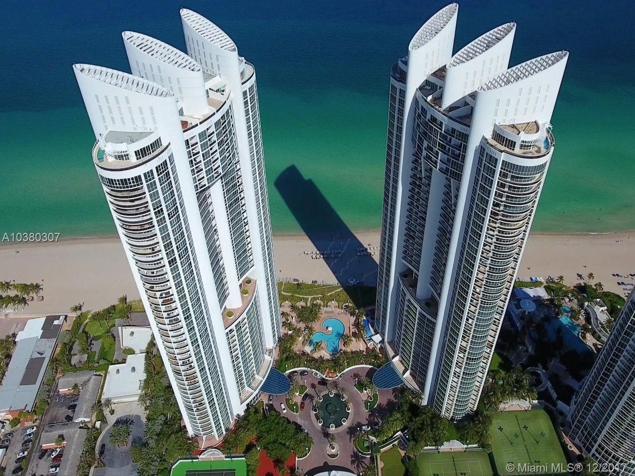 18201 Collins Ave, #4609