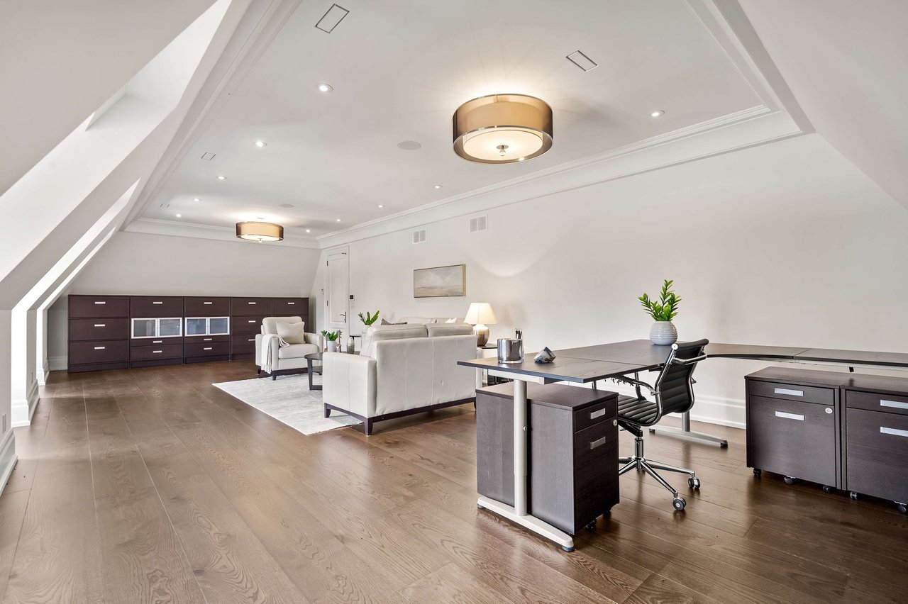 The Pinnacle Of Luxury Living