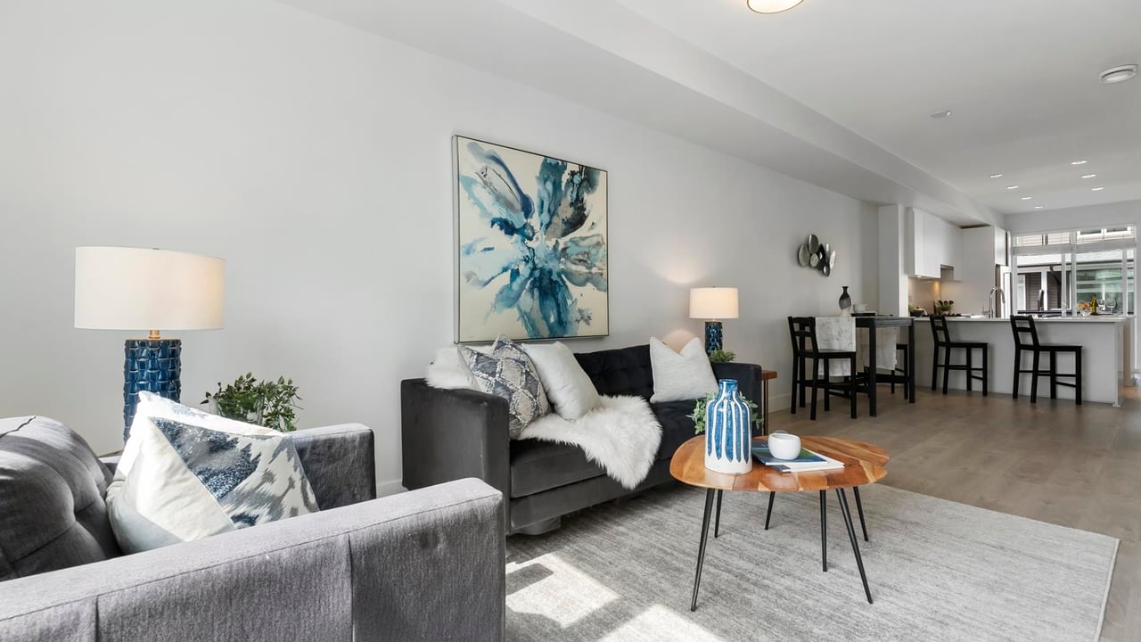 21-2070 Oak Meadows Dr