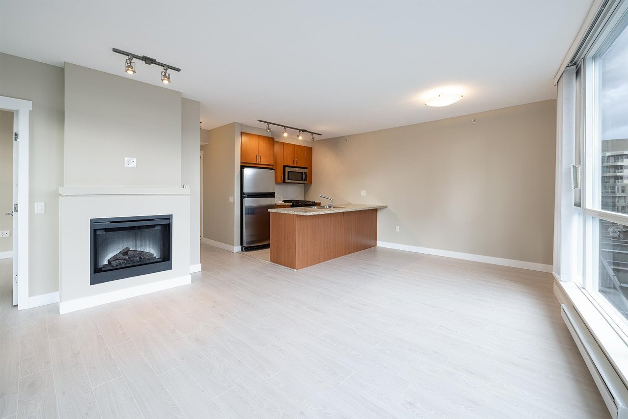 507-9222 University Cres