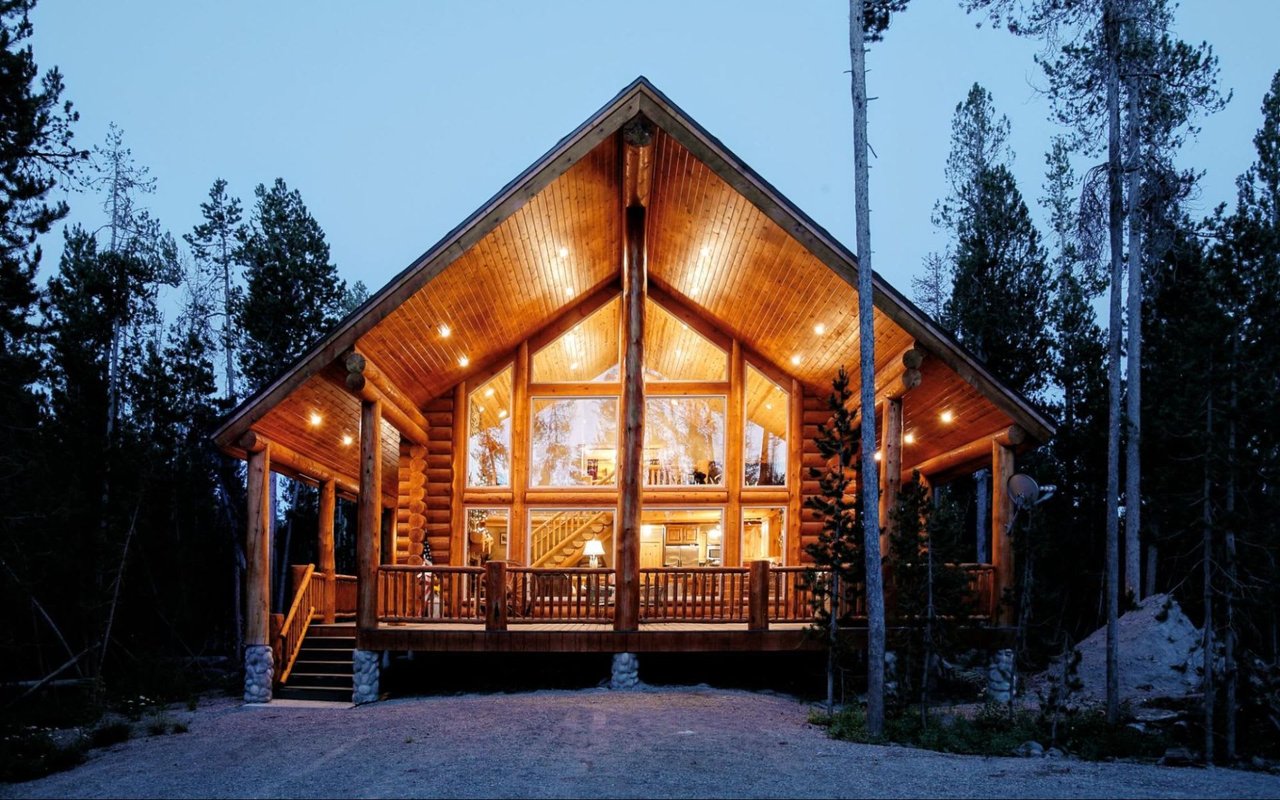 Hottest Cabin Home Styles in Mineral Bluff