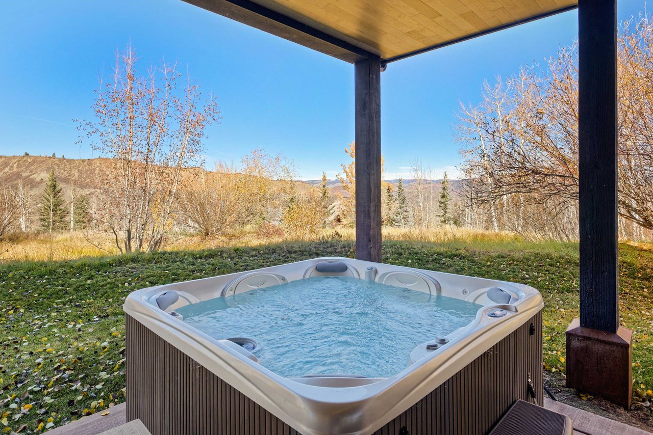 Mountain-Modern Luxury Estate in Snowmass Village