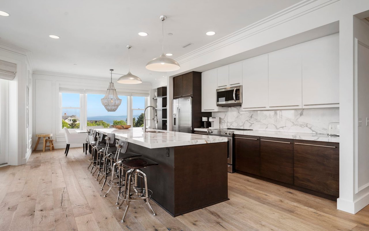 4200 Main Street 25