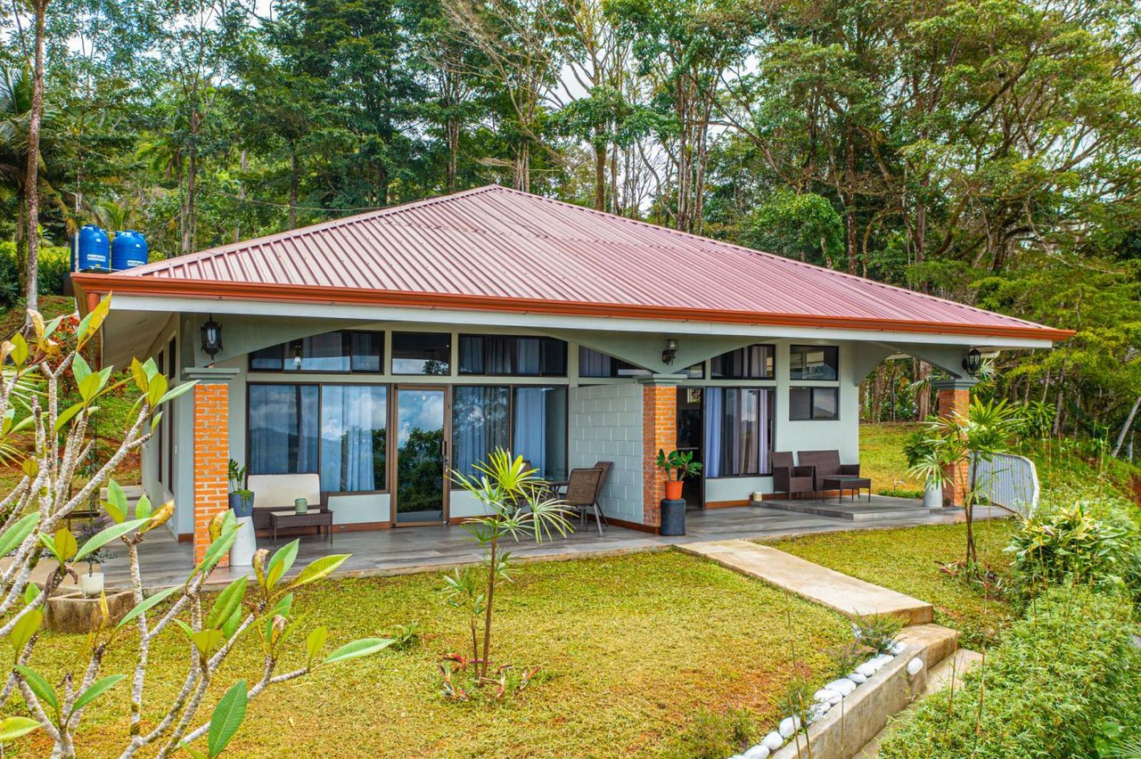 Newly Renovated Hotel Alto Vista