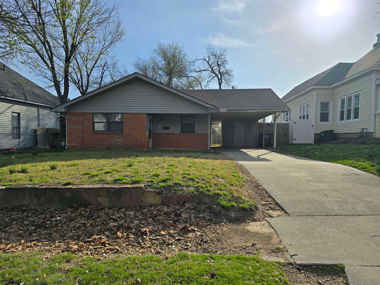 807 N Beard