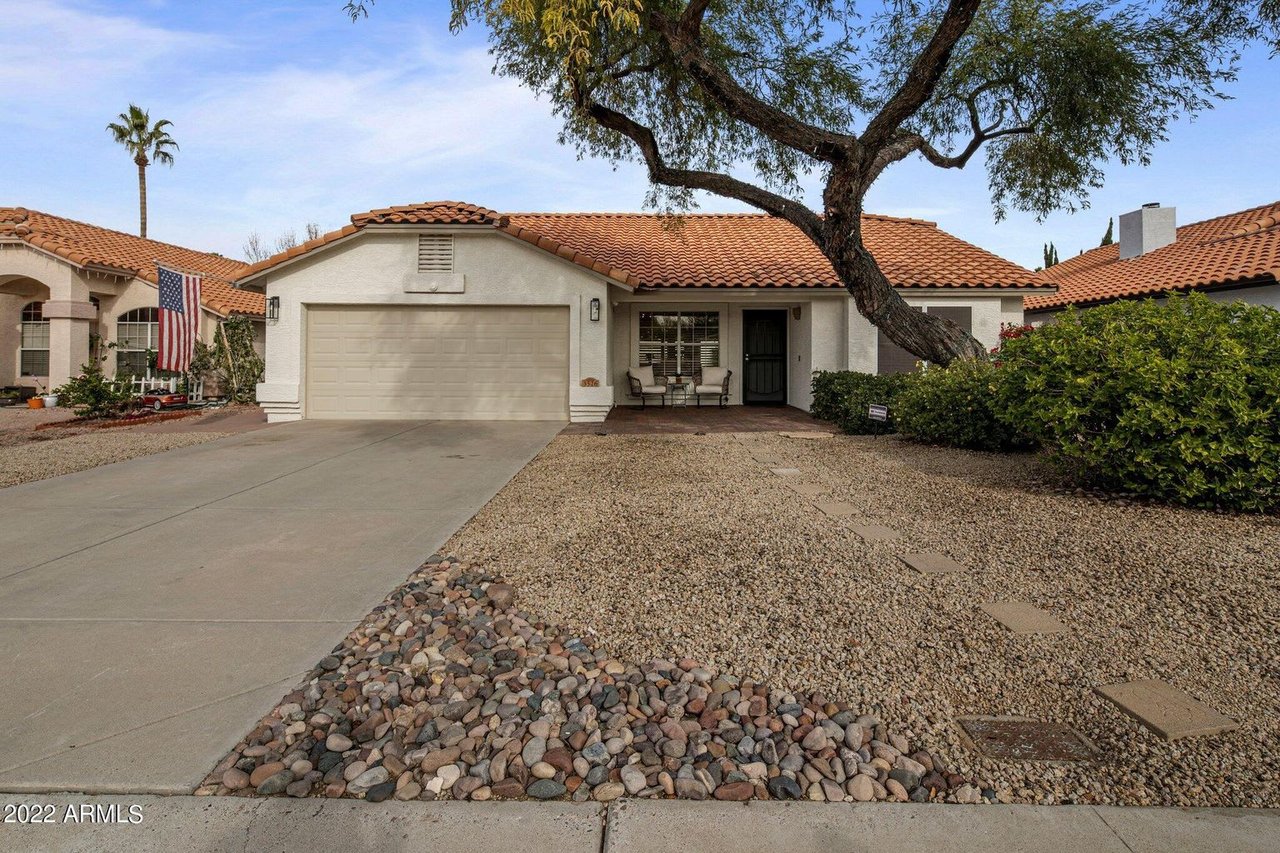3526 E Utopia Rd