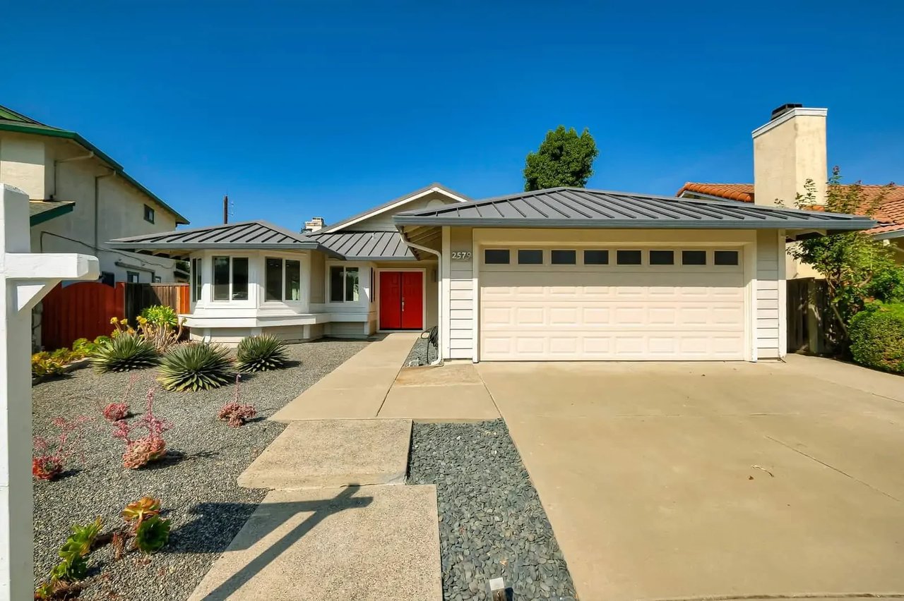 Featured Home: 2579 Bishop Ave, Fremont