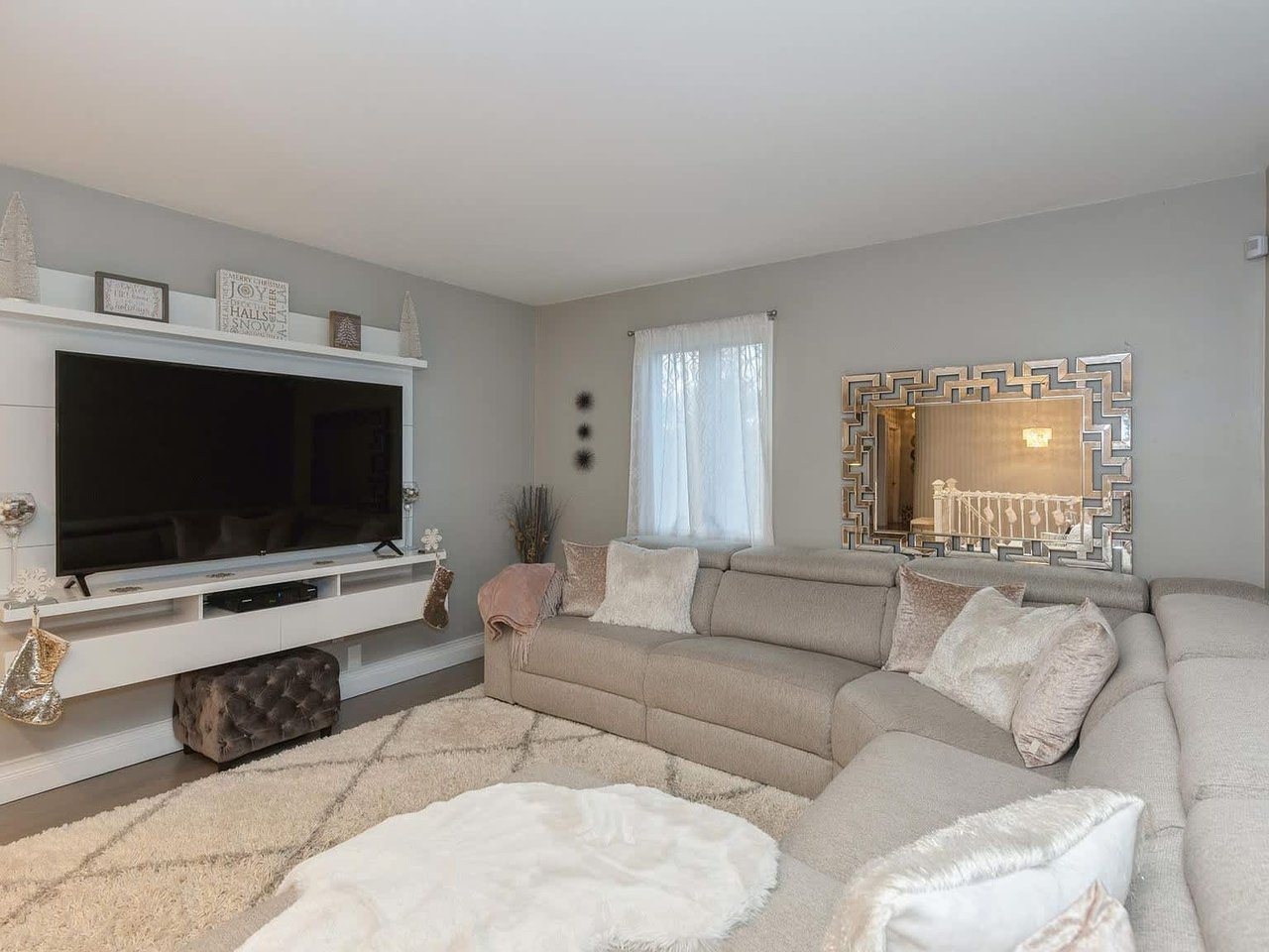 5 Adar Ln