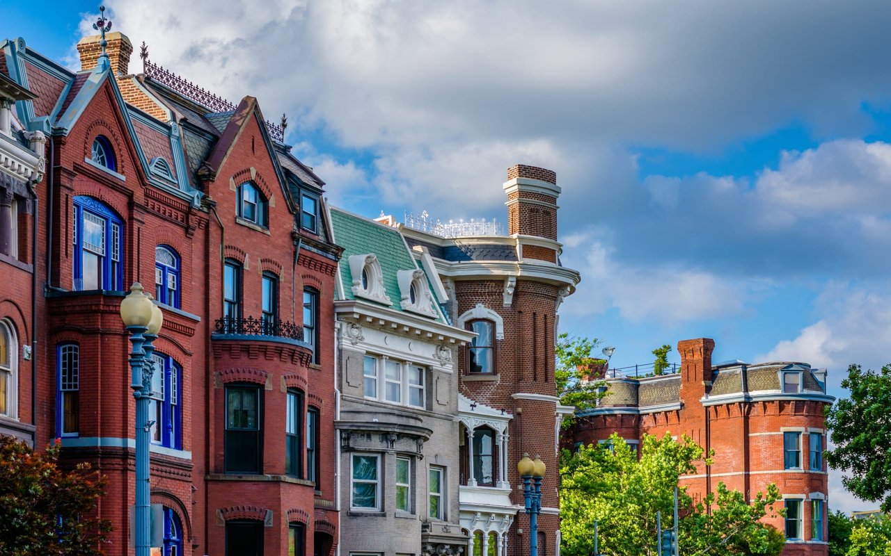 Logan Circle/Dupont Circle: Historic Elegance Meets Urban Vibrancy