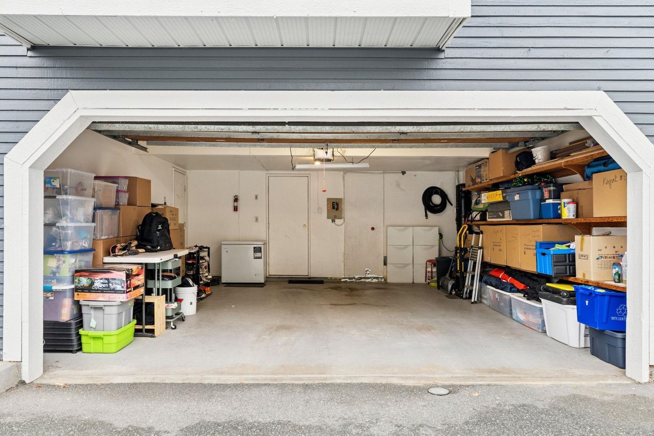 39-1140 Falcon Dr