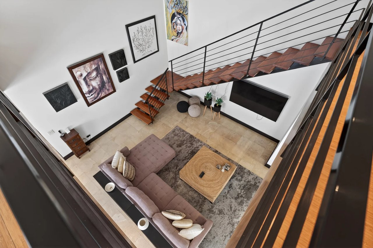 Cathedral Ceiling Luxury Penthouse, Escazu, San Jose