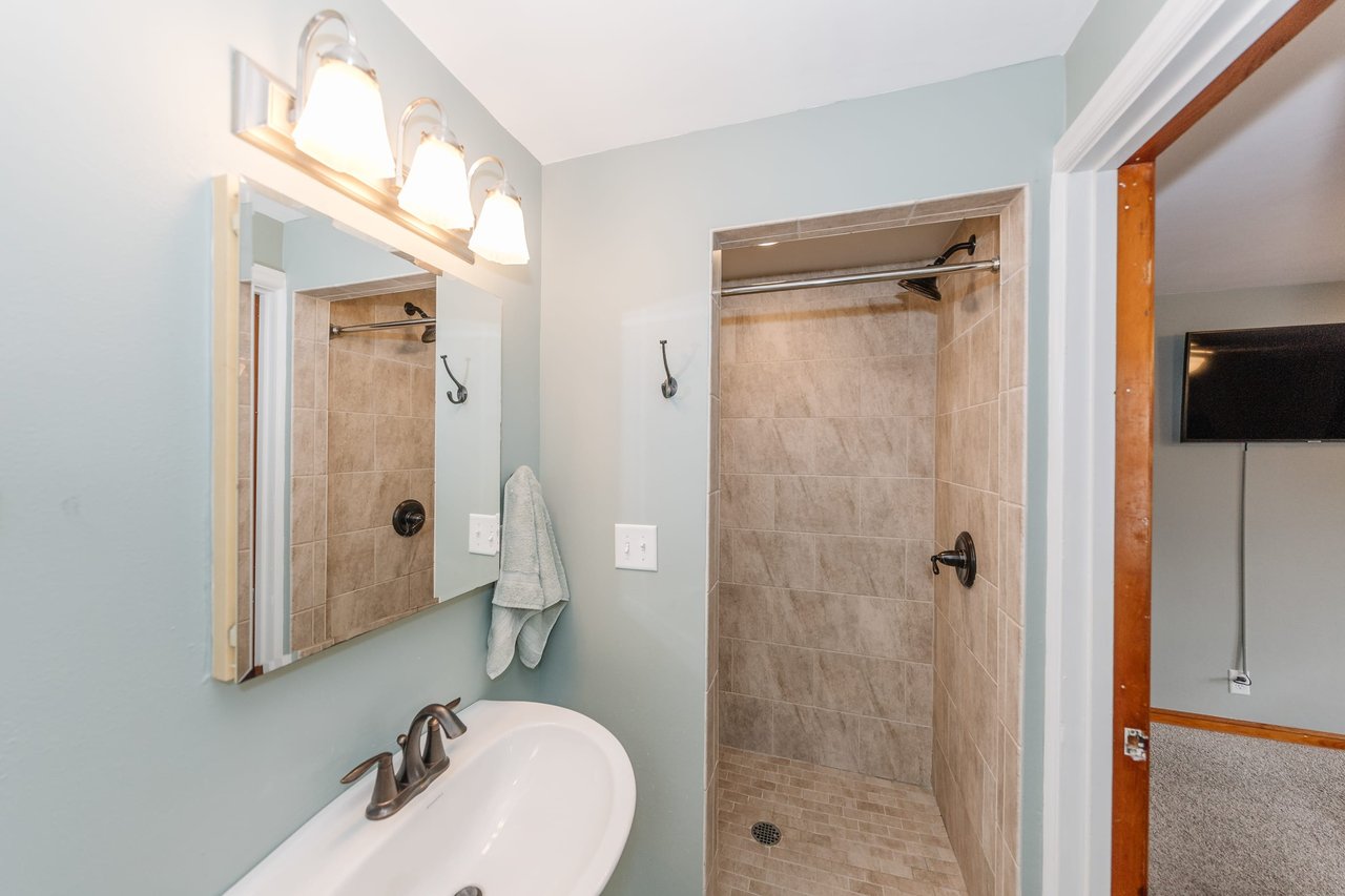 Updated 3+ Bed / 2 Bath Cooper Park Home