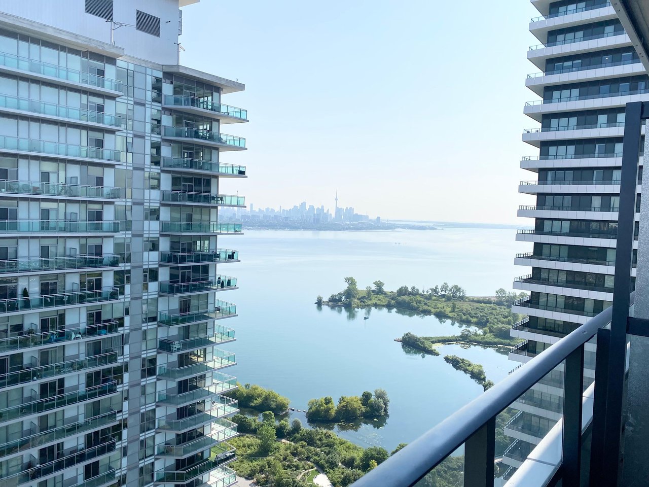 30 Shore Breeze Dr Unit: 3715