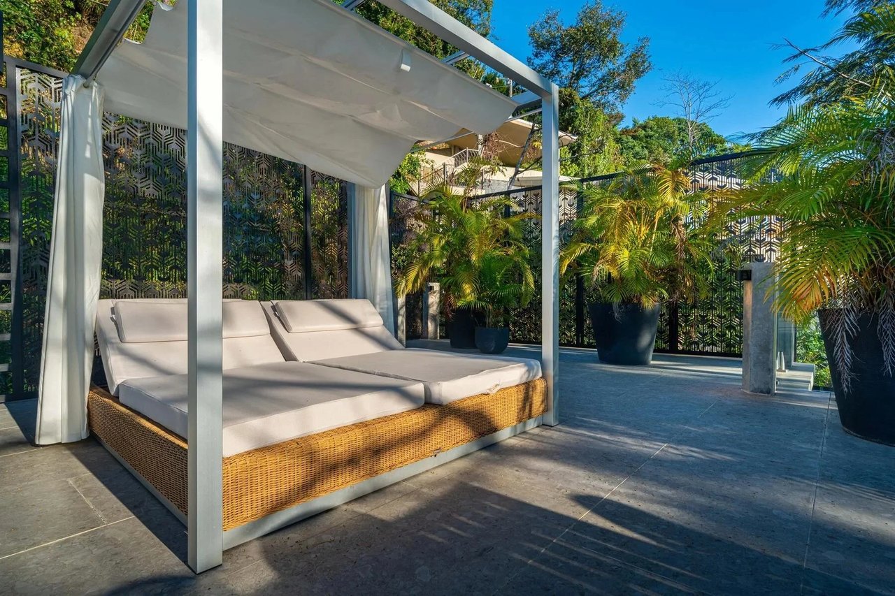 Rooftop Pool Modern Luxury Estate, Manuel Antonio, Puntarenas