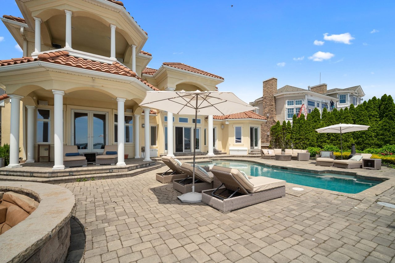 West Shore Villa