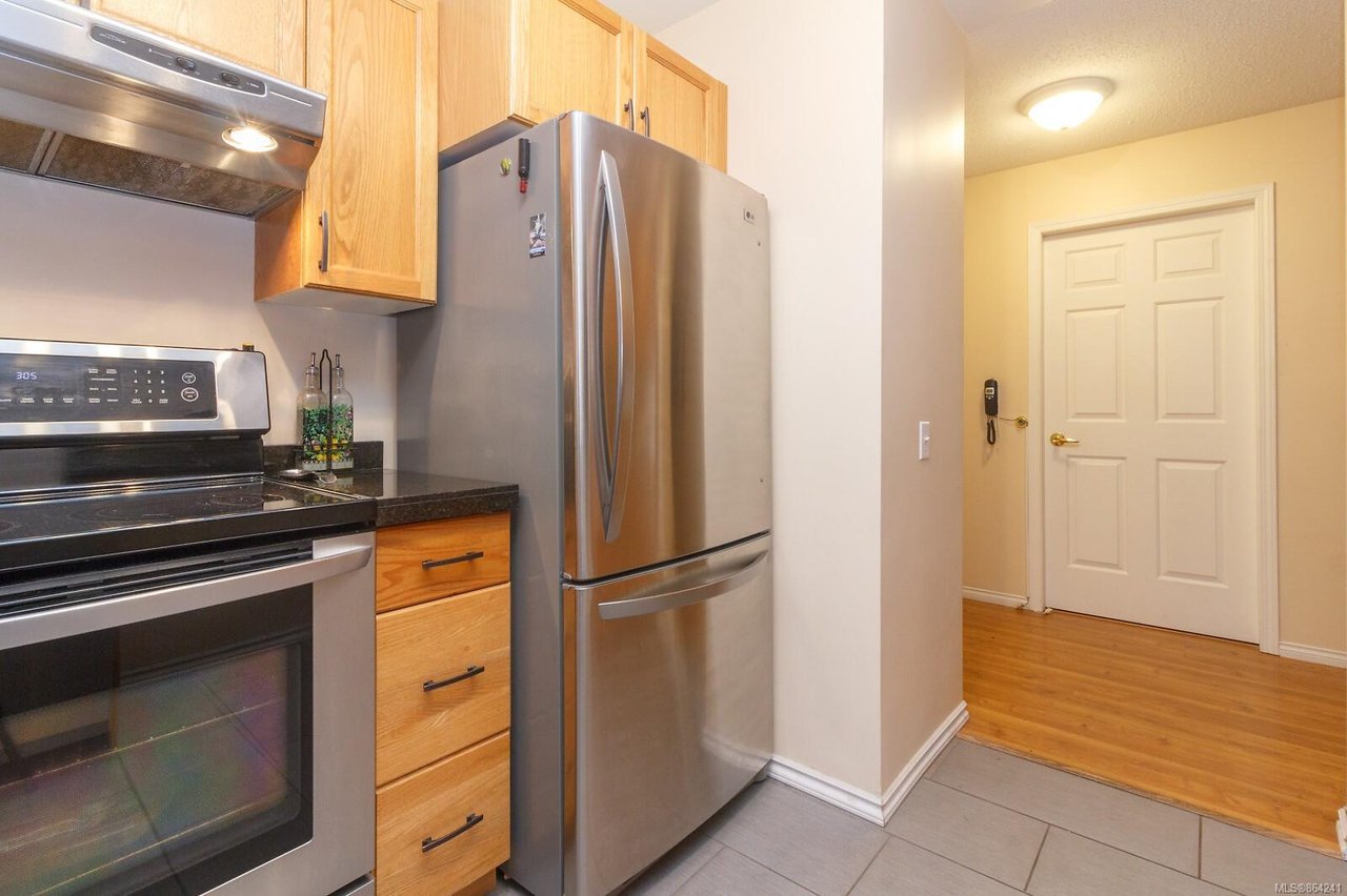 202-290 Island Hwy