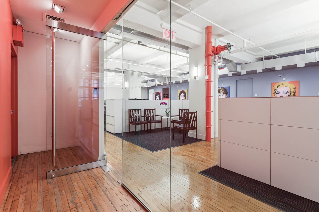 135 W 27Th St - Office Unit