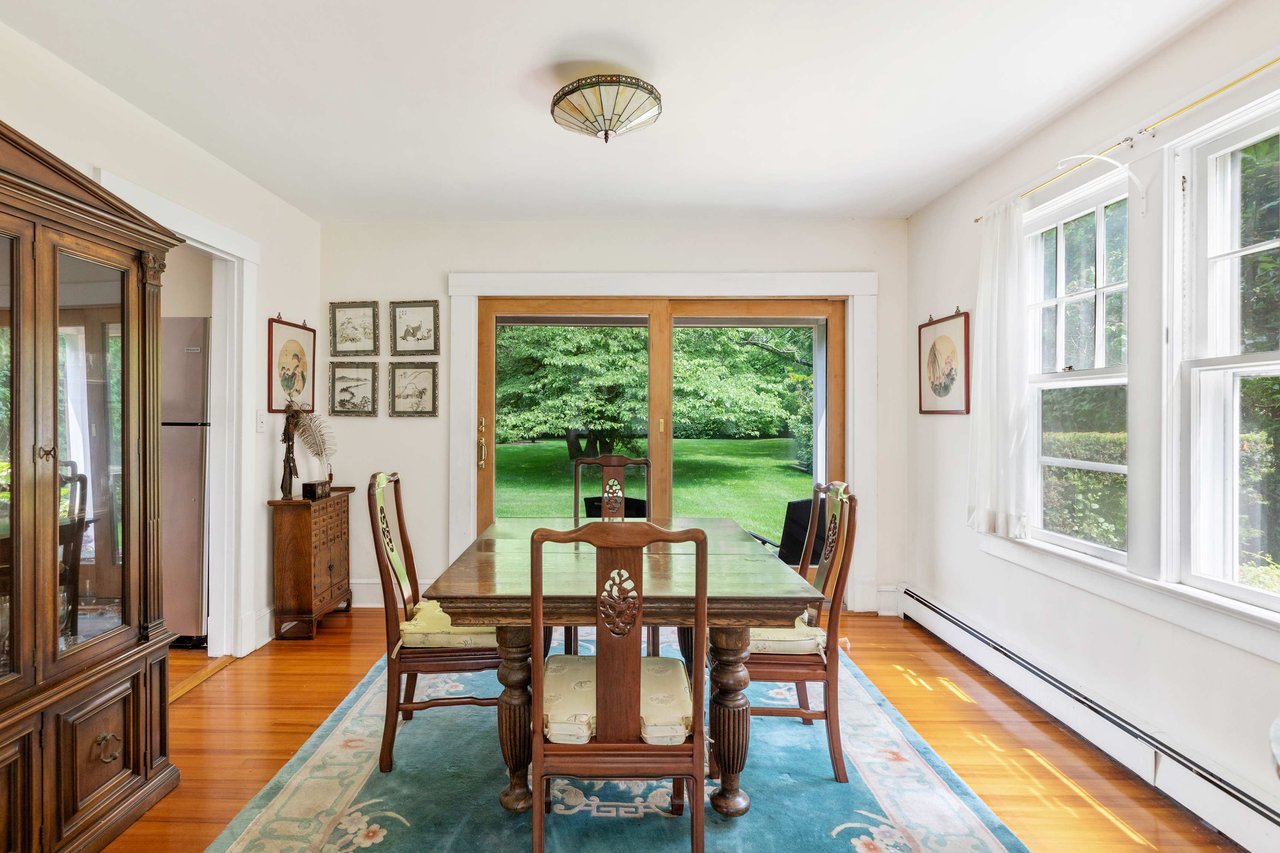 QUINTESSENTIAL BELLPORT HOME